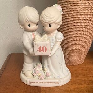 Precious Moments 40th Wedding Anniversary Porcelain Figurine Excellent Condition